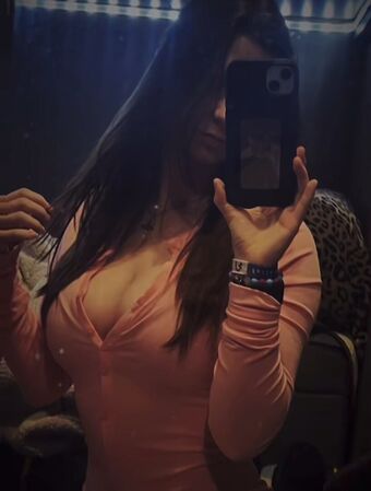 loyal.bc Photo Fuites Nudes OnlyFans 4