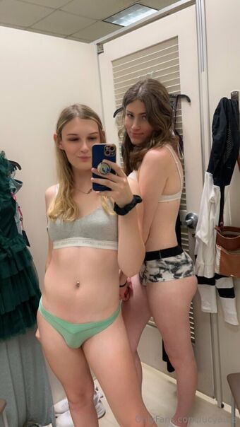 lucyaura Photo Fuites Nudes OnlyFans 28