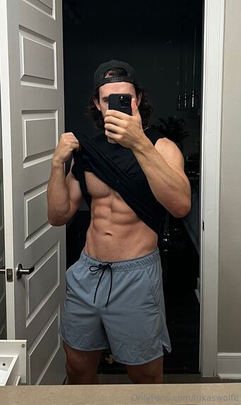 lukaswolfe