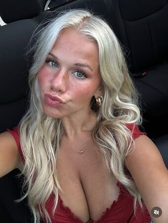 Lydia Feiler Photo Fuites Nudes OnlyFans 22