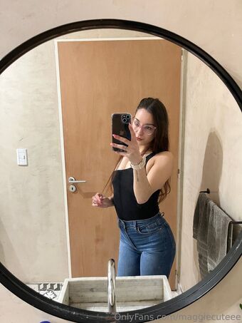 maggiecuteee