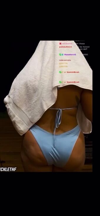 Maleni Cruz Photo Fuites Nudes OnlyFans 212