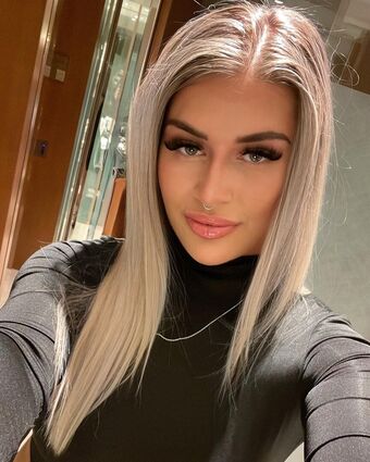 Marf Photo Fuites Nudes OnlyFans 17
