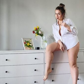 Marina Morris Photo Fuites Nudes OnlyFans 25