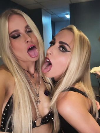 Marisa Rodriguez Singer Photo Fuites Nudes OnlyFans 12