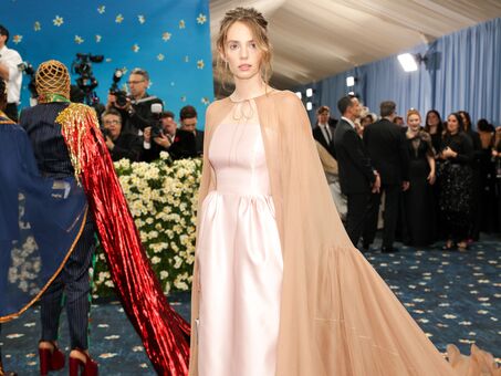 Maya Hawke