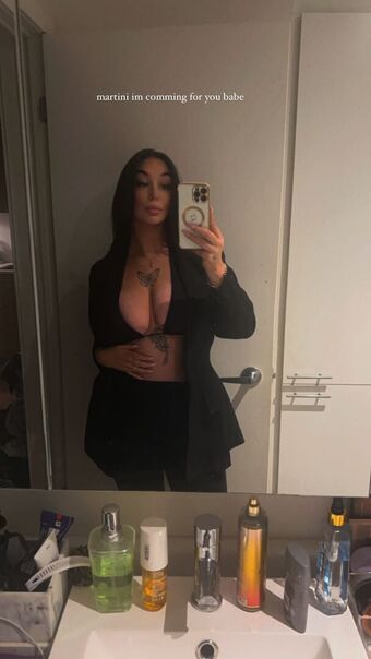 Mbou_ Photo Fuites Nudes OnlyFans 6