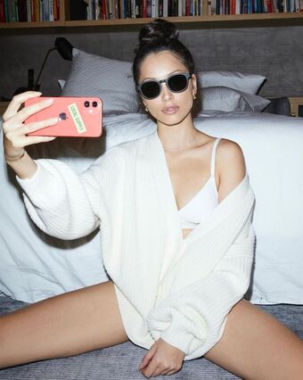 Melanie Jarnson Photo Fuites Nudes OnlyFans 2