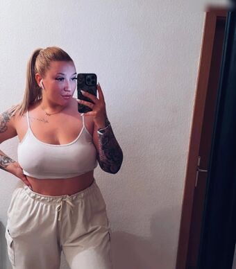 melinaxx__