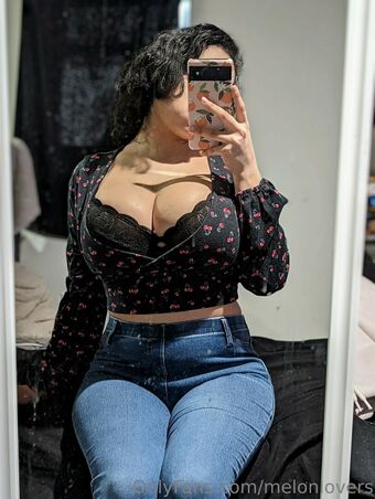 melonlovers Photo Fuites Nudes OnlyFans 10