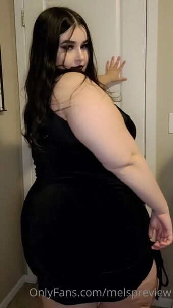 melspreview Photo Fuites Nudes OnlyFans 2
