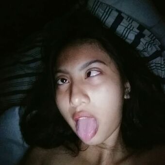 Michaela trinos