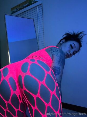 midgetbtch Photo Fuites Nudes OnlyFans 13