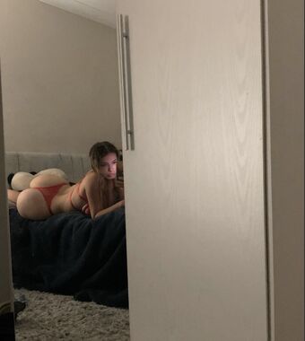 Milana Loginova Photo Fuites Nudes OnlyFans 19