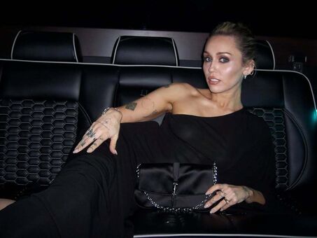 Miley Cyrus Photo Fuites Nudes OnlyFans 1356