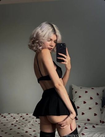 millllykitty Photo Fuites Nudes OnlyFans 27