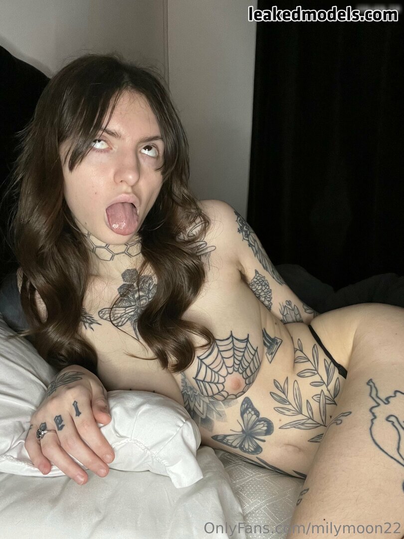 Milly Moon  milymoon22 Photo Nude Leaks OnlyFans 3 - Modèles Leakées