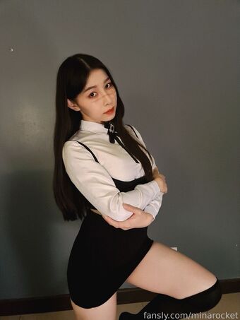 minarocket Photo Fuites Nudes OnlyFans 28