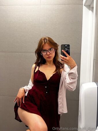 mini_violet Photo Fuites Nudes OnlyFans 14