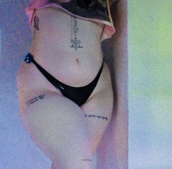 Minty.python/Pfirsichkloster Photo Fuites Nudes OnlyFans 3