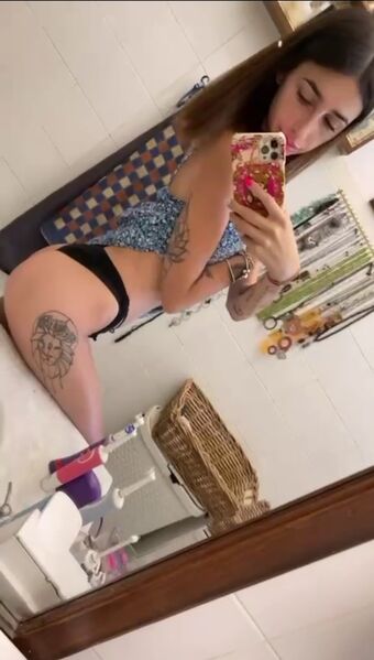 Misch Photo Fuites Nudes OnlyFans 4
