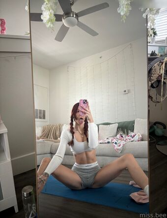 Miss Bee Photo Fuites Nudes OnlyFans 22
