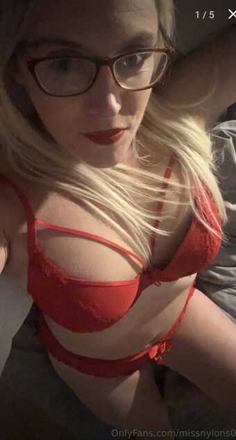 Missnylons07
