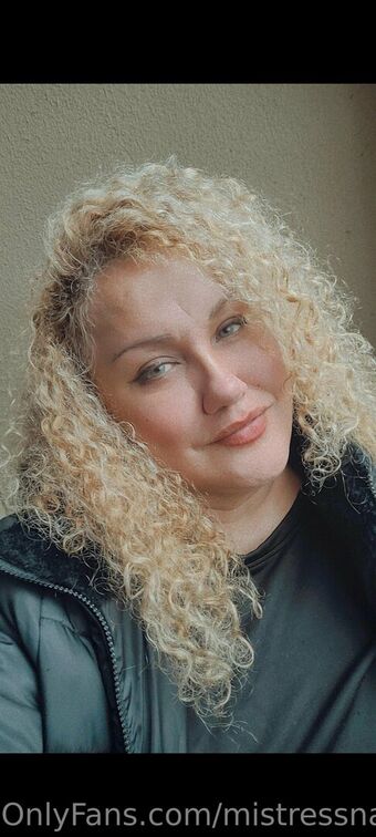 mistressnatashaleonna