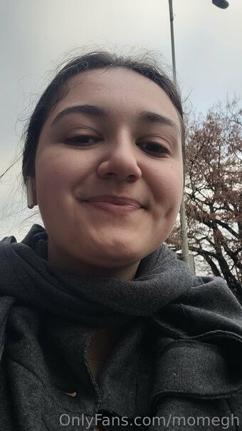 momegh Photo Fuites Nudes OnlyFans 6