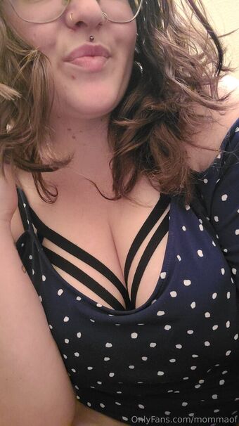 mommaof Photo Fuites Nudes OnlyFans 11