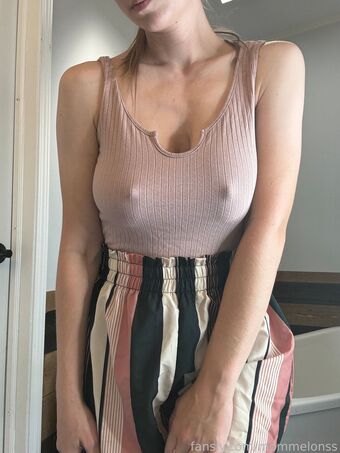 mommelonss Photo Fuites Nudes OnlyFans 37