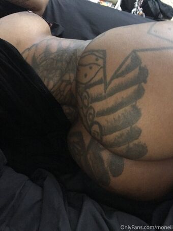 moneii Photo Fuites Nudes OnlyFans 5