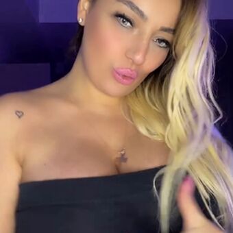 Mugemia Photo Fuites Nudes OnlyFans 1