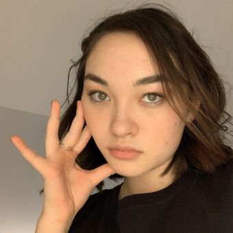 Mxmtoon Photo Fuites Nudes OnlyFans 35