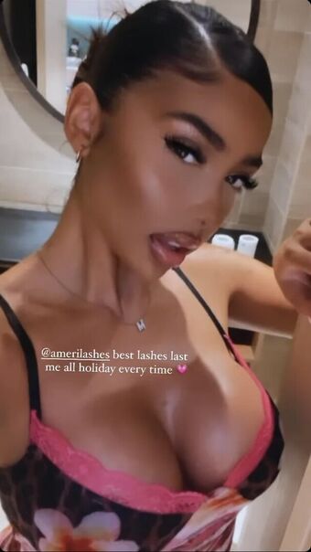 Mya Mills Photo Fuites Nudes OnlyFans 28