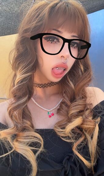 naaii Photo Fuites Nudes OnlyFans 2
