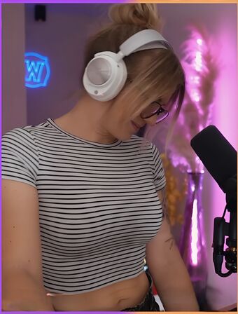 Naguura Photo Fuites Nudes OnlyFans 20