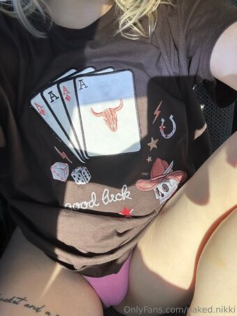 naked.nikki