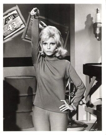 Nancy Sinatra Photo Fuites Nudes OnlyFans 18