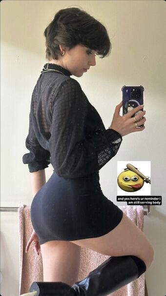 Newinsight Photo Fuites Nudes OnlyFans 20