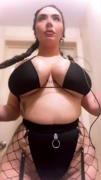 Nicky Nicole Photo Fuites Nudes OnlyFans 10