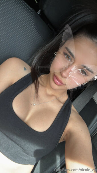 nicole_zg Photo Fuites Nudes OnlyFans 2