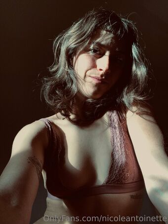 nicoleantoinette
