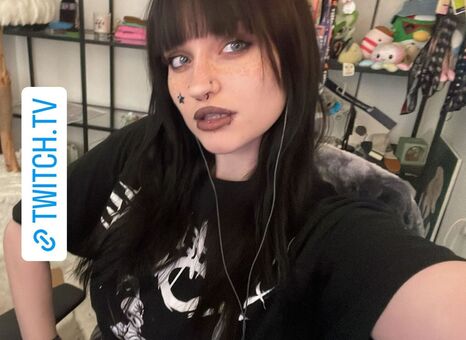 Nihachu Photo Fuites Nudes OnlyFans 11