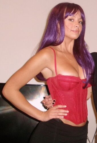 Nikki Grigoriou - Nikki.grigoriou