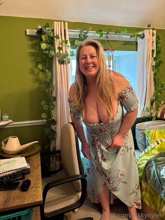 nikkynylee Photo Fuites Nudes OnlyFans 10