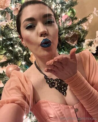 Nixi XS Photo Fuites Nudes OnlyFans 2