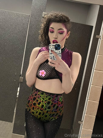 Nixi XS Photo Fuites Nudes OnlyFans 11