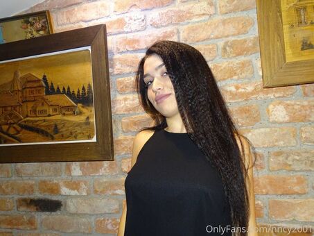 nncy2001 Photo Fuites Nudes OnlyFans 11
