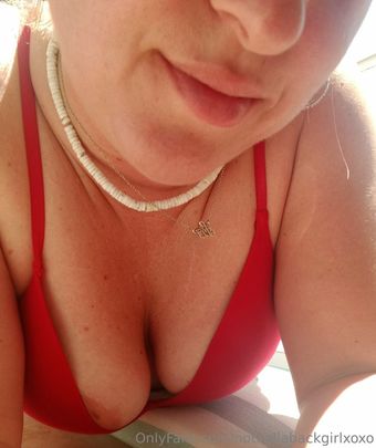 nothollabackgirlxoxo